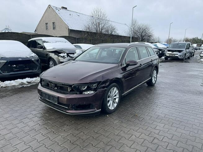 Volkswagen Passat Highline Automat Skóra Podgrzewanie Klimatronik