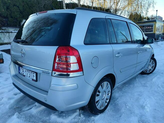 Opel Zafira Bogata wersja* Zarejestrowany* Zadbany