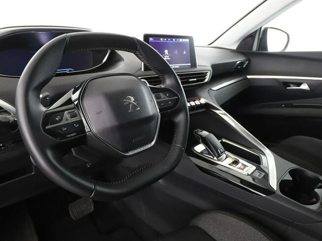 Peugeot 3008 automat virtual cocpit navi klima auto kamera i czujniki parkowania