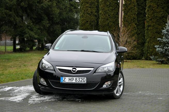 Opel Astra 1.7CDTi(125KM)*Grzana Kierownica*Reling*Welur*Parktronik*Alu18"ASO
