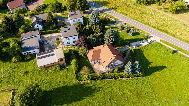 Na sprzedaż duży dom z ogrodem w Wielkiej Wsi