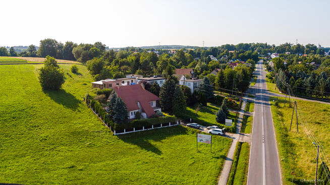 Na sprzedaż duży dom z ogrodem w Wielkiej Wsi