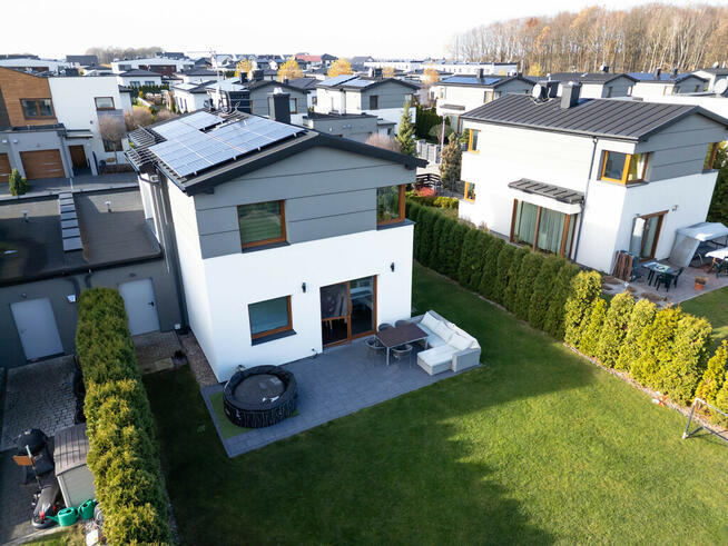 Dom 103,5m2 + garaż, działka 563m2 - os. Sielanka