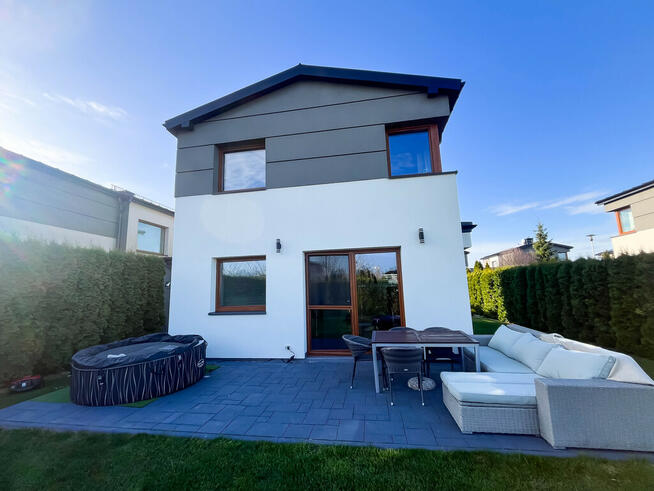 Dom 103,5m2 + garaż, działka 563m2 - os. Sielanka