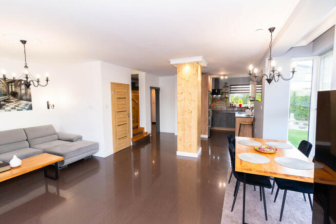 Dom 103,5m2 + garaż, działka 563m2 - os. Sielanka