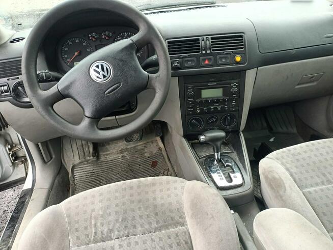 Volkswagen Jetta 1.8T 180km 02r Automat