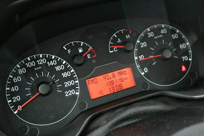 Fiat Grande Punto -Zmienne tryby kierownicy-Klimatyzacja-Multifunkcja