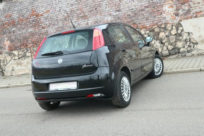 Fiat Grande Punto -Zmienne tryby kierownicy-Klimatyzacja-Multifunkcja