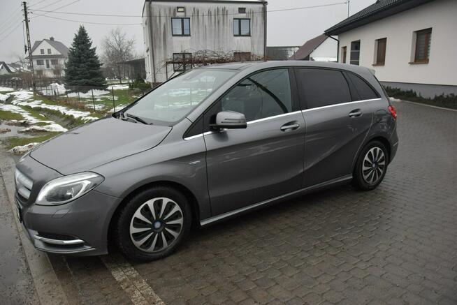 Mercedes B 200 1.6B Navi/ Panorama Dach/ PDC/ Led/ Nowy Rozrząd/ Sprowadzony
