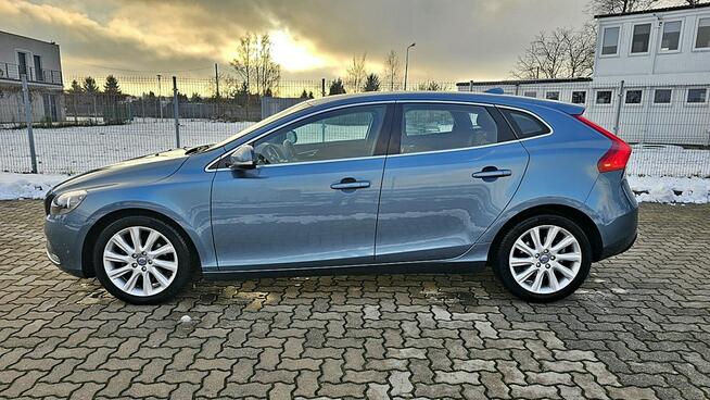 Volvo V40 1,6 HDi 115Km Ledy Skóra Digital Navi Mały Przebieg Full Opcja