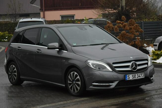 Mercedes B 200 1.6B Navi/ Panorama Dach/ PDC/ Led/ Nowy Rozrząd/ Sprowadzony