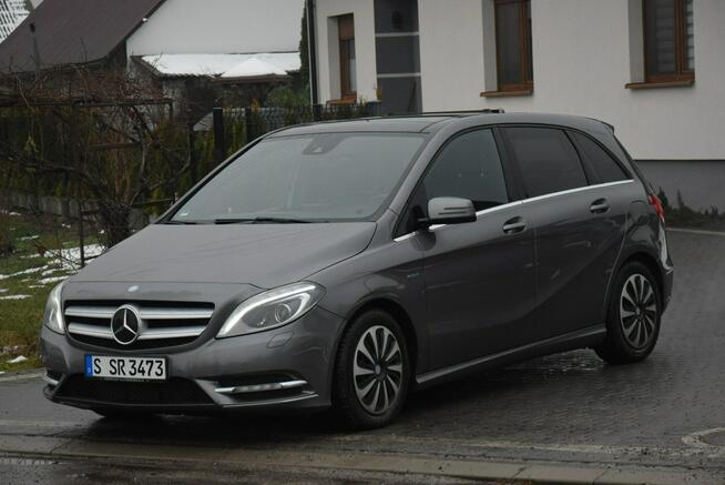 Mercedes B 200 1.6B Navi/ Panorama Dach/ PDC/ Led/ Nowy Rozrząd/ Sprowadzony