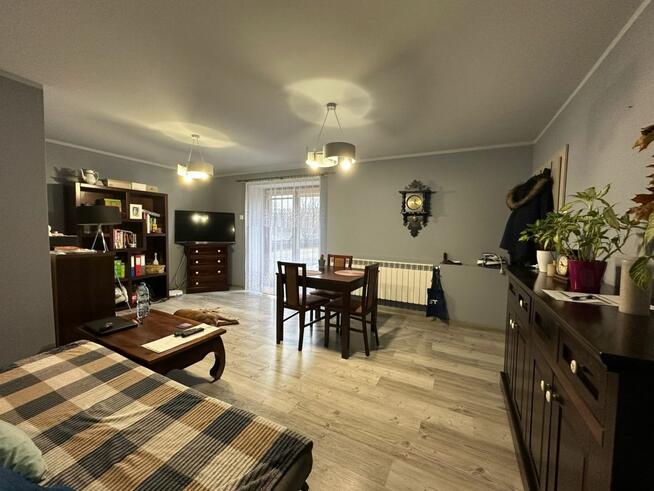 Dom Gorzyce, Główna