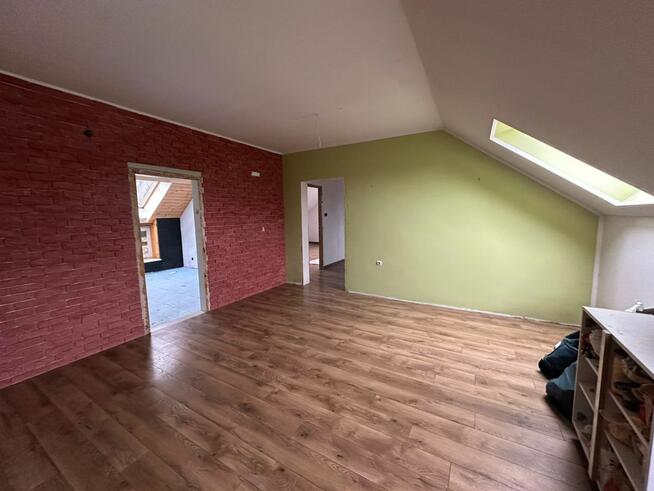 Dom Gorzyce, Główna