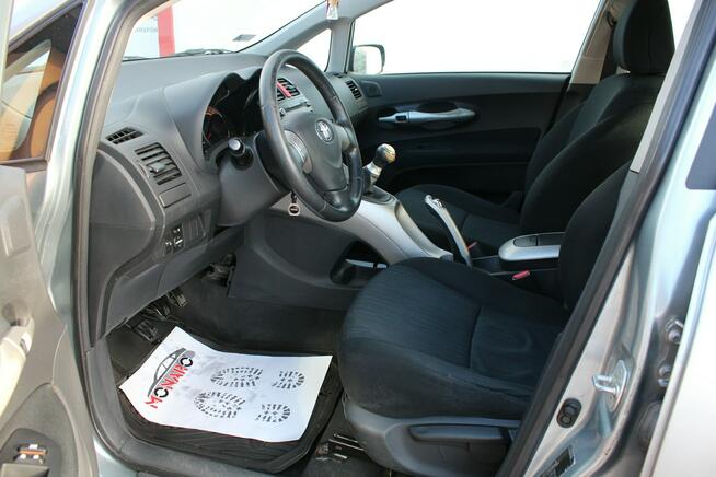 Toyota Auris 1.4 D-4D 90KM Od 2016 roku jeden właściciel Zadbany stan