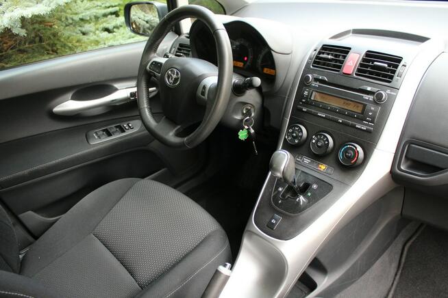Toyota Auris Benzyna 134 tys km Automat Zarejestrowana