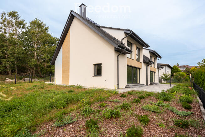 Nowoczesny dom bliźniak w Straszynie 120 Bez PCC