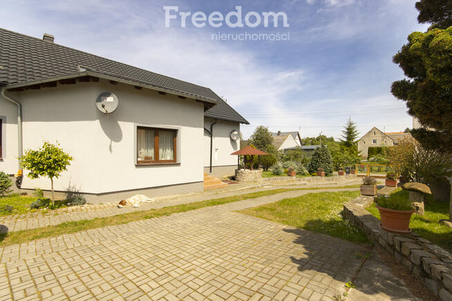 Dom na sprzedaż w Bukowie - duża działka