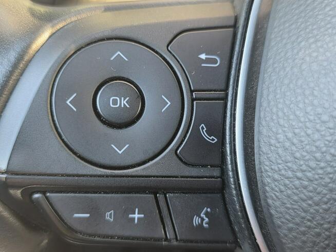 Toyota Corolla 22r + Salon Polska 1.8 HYBRID 1wł z Pakietem TECH Zimowy Bezwypadkowy