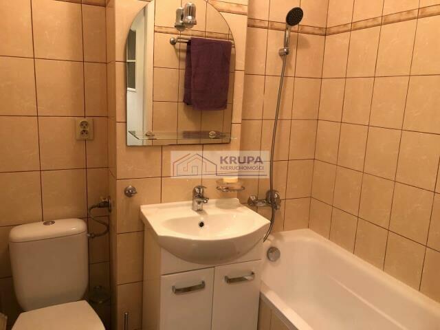 Przytuln kawalerka na Bielanach , Magirra