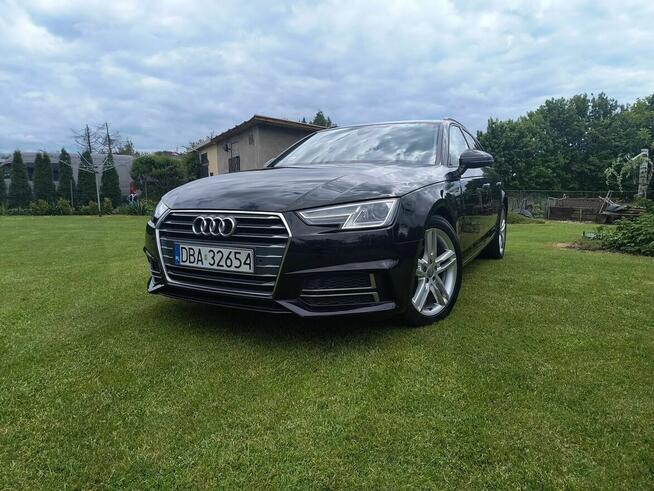 Wynajem samochodów.