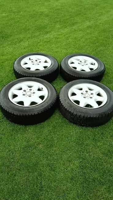 Opony zimowe z felgami