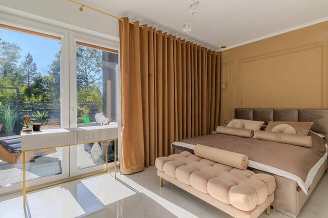 Sprzedam Okazja Black Weekend z 1299 000 zl na 1100 000 zl)