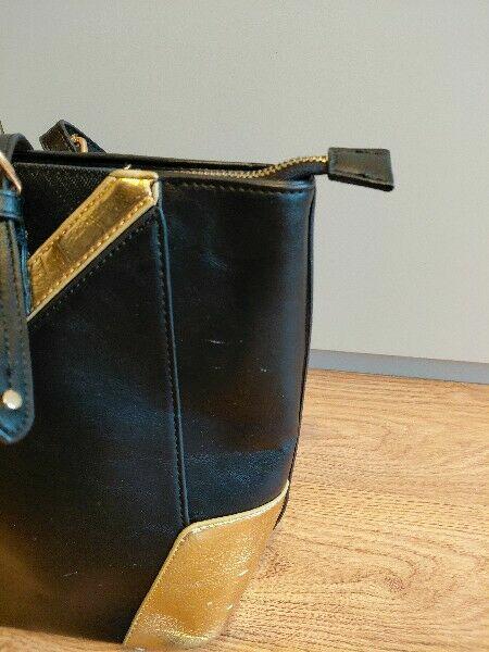 Torebka damska MONNARI – czarno-złota, elegancka