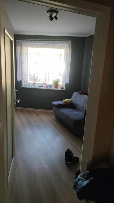 Zamienię mieszkanie 2 pokojowe 47 m2 na trzypokojowe