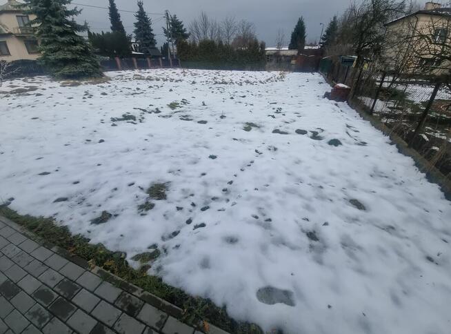 Lokal użytkowy z dużą ogrodzoną działką