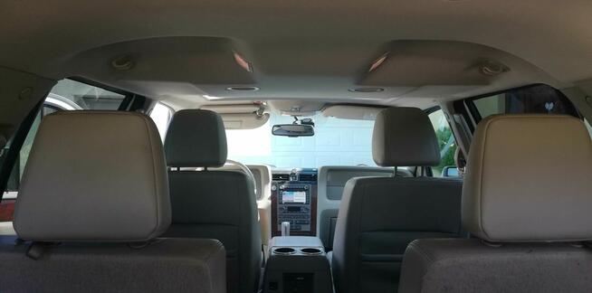 Luksusowy Lincoln Navigator,5,4l ,4x4, 7osób, 2014r.