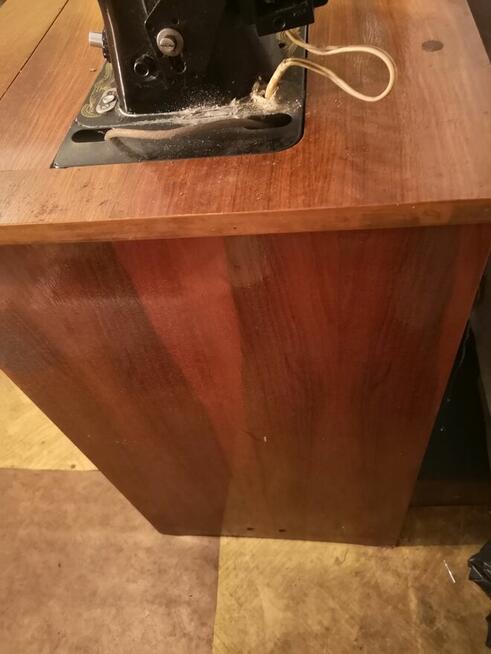 Maszyna Łucznik kl.86 ze stołem. – Unikat