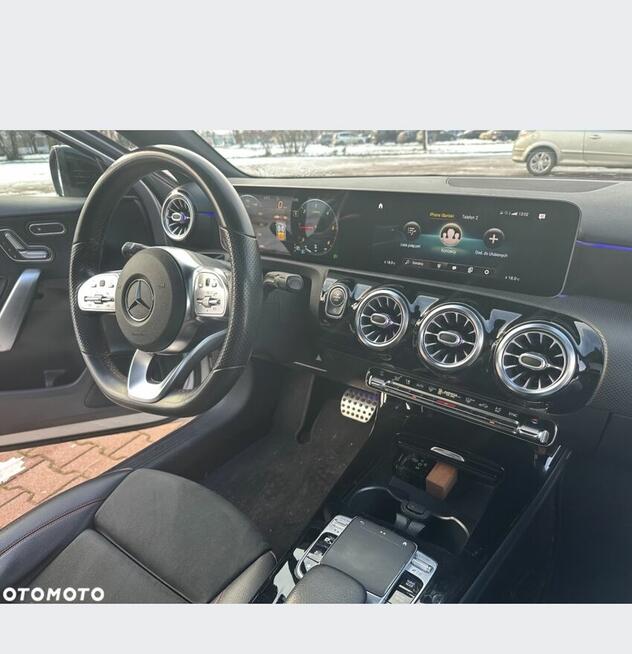 Sprzedam mercedesa a180