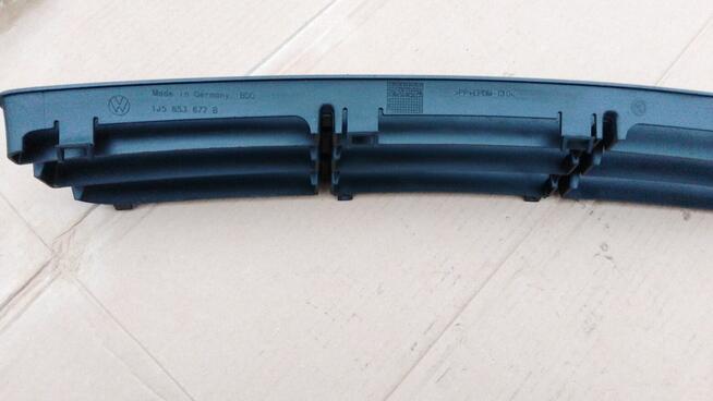 Kratka zderzaka przód środkowa VW Bora