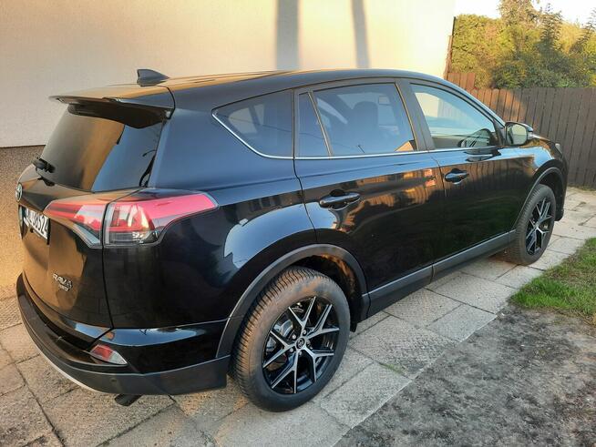 Sprzedam toyotę rav4