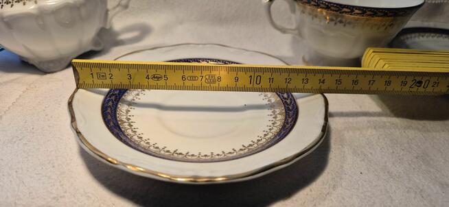 Trio śniadaniowe filiżanka spodek talerzyk + cukierniczka