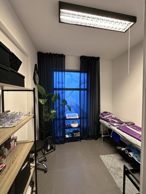 Odstąpię salon masażu