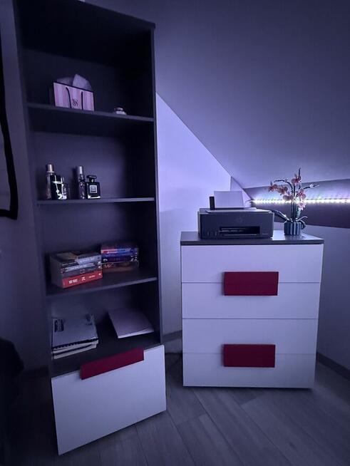 Komplet mebli młodzieżowych