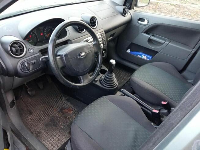 Ford Fiesta 1.6 101 KM OC i PT 06/2026 KLIMATYZACJA