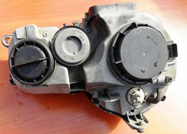 MERCEDES W210 E Klasa 2002 rok, Reflektory przednie, lewy + p