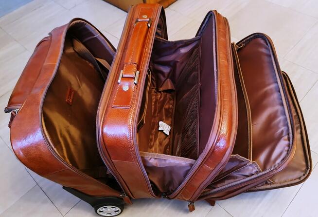 Skórzana walizka neseser słynnej angielskiej firmy Ashwood