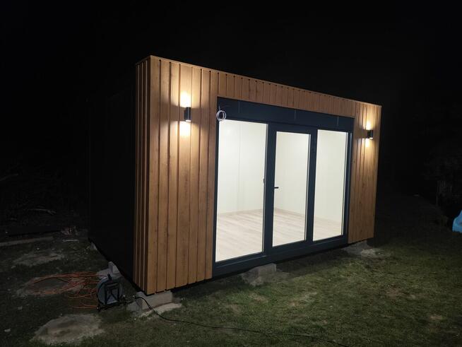 Pawilon handlowy biurowy 5x3 WC klimatyzacja rolety