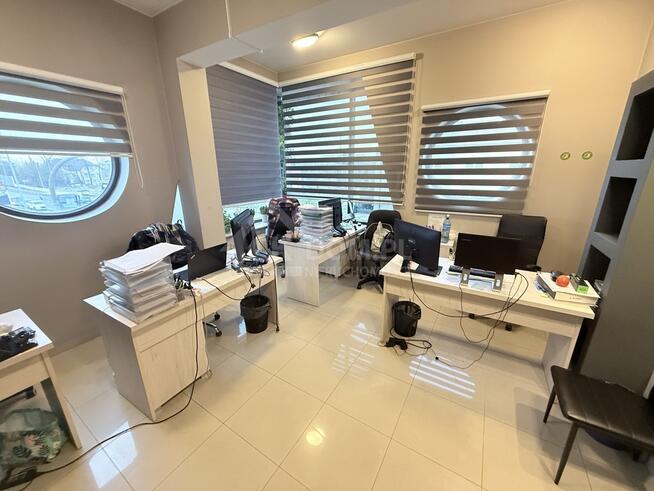 Lokal usługowo-handlowy na wynajem 128,5m2