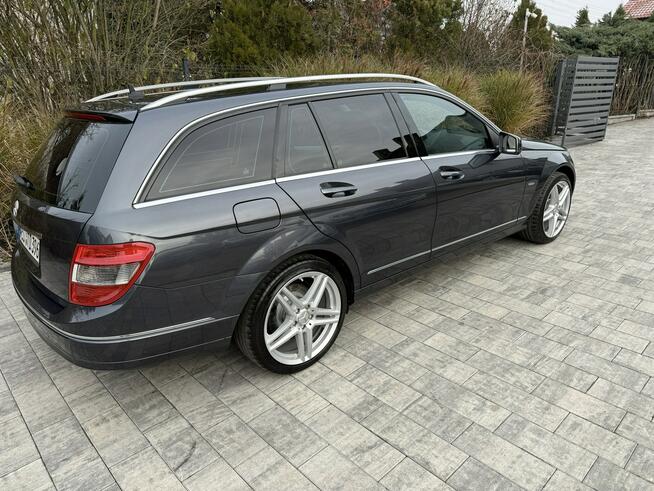 Mercedes C 180 DUZA NAVI Bardzo zadbana - 100% oryginalny przebieg.NOWY ROZRZĄD !!!