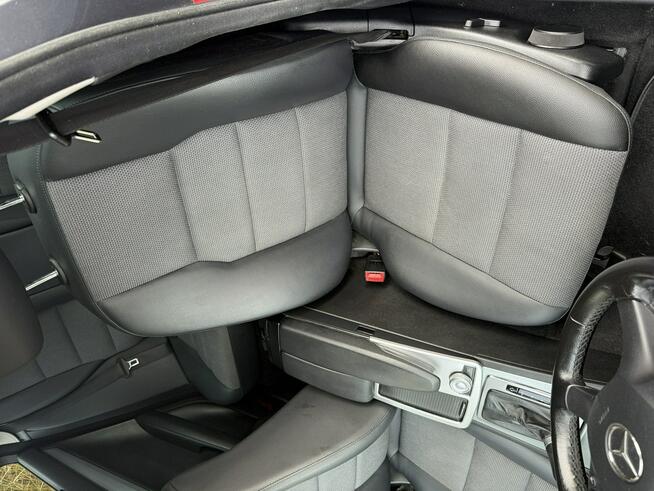 Mercedes C 180 DUZA NAVI Bardzo zadbana - 100% oryginalny przebieg.NOWY ROZRZĄD !!!