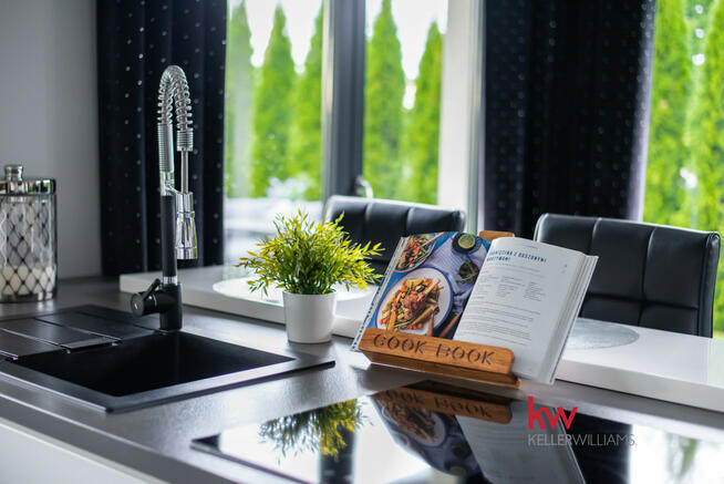 Dom Zachowice gm. Kąty Wrocławskie, Żurawia