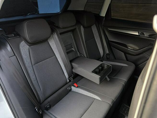 Škoda Karoq serwis ASO, nawigacja, Full Led