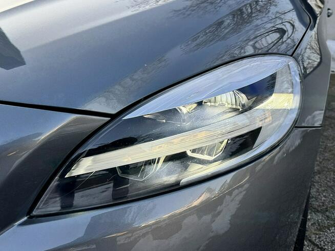 Volvo V40 Full LED Navi BLIS Aktywny Tempomat Gwarancja