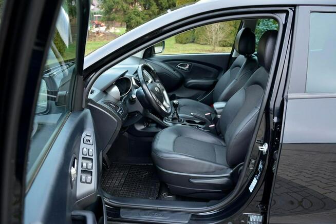 Hyundai ix35 Premium Keyless go Duża Navi Kamera Klimatronic pół-Skóry Hak ASO