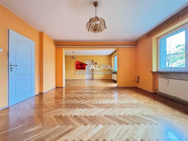 Dom Świdnica, Wschodnia